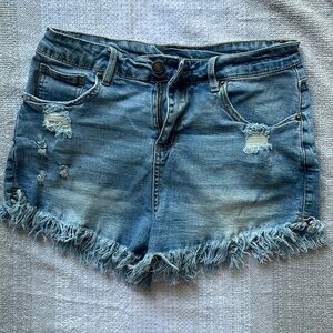 Cut off shorts
